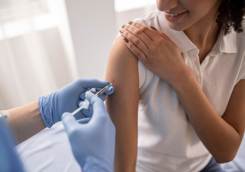 Campaña de vacunación 2024-25 dirigida a personal de la UV - Gripe estacional y COVID-19
